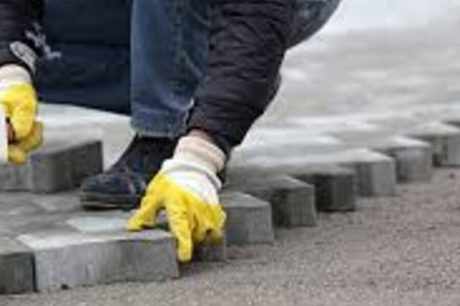 Paver patio and natural stone walkway installation in Hendersonville, NC